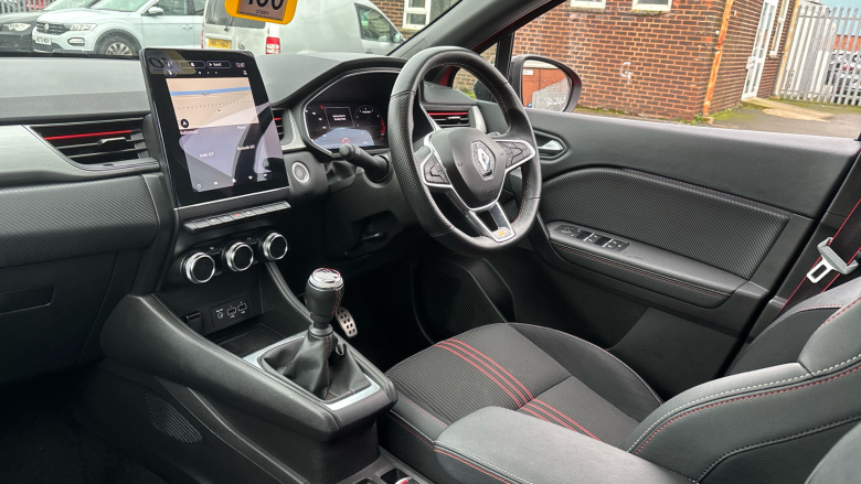 Renault Captur 1.3 Mild hybrid 140 R.S. Line 5dr Petrol Hatchback